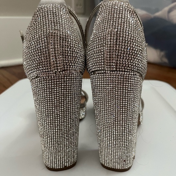 Steve Madden CARRSON-R CRYSTAL Chunky Heel Full Rhinestone Glam - Picture 8 of 12